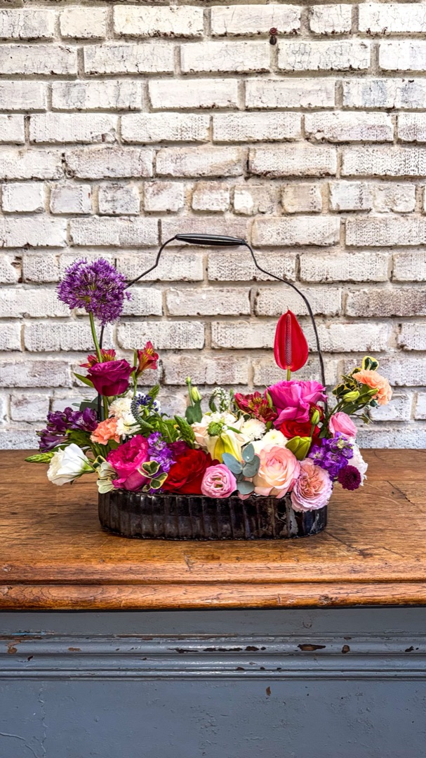 Monet’s Garden flower basket