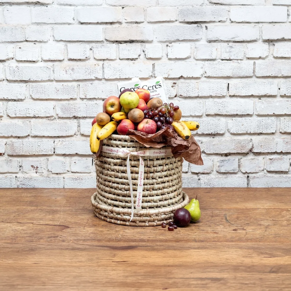 Fresh Fruit Hamper - Large